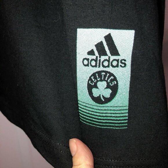 NWOT ADIDAS BOSTON CELTICS Mens Black Crew Neck Short Sleeve T Shirt - Picture 4 of 7
